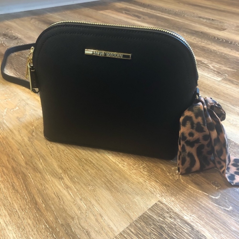 Steve Madden crossbody bag